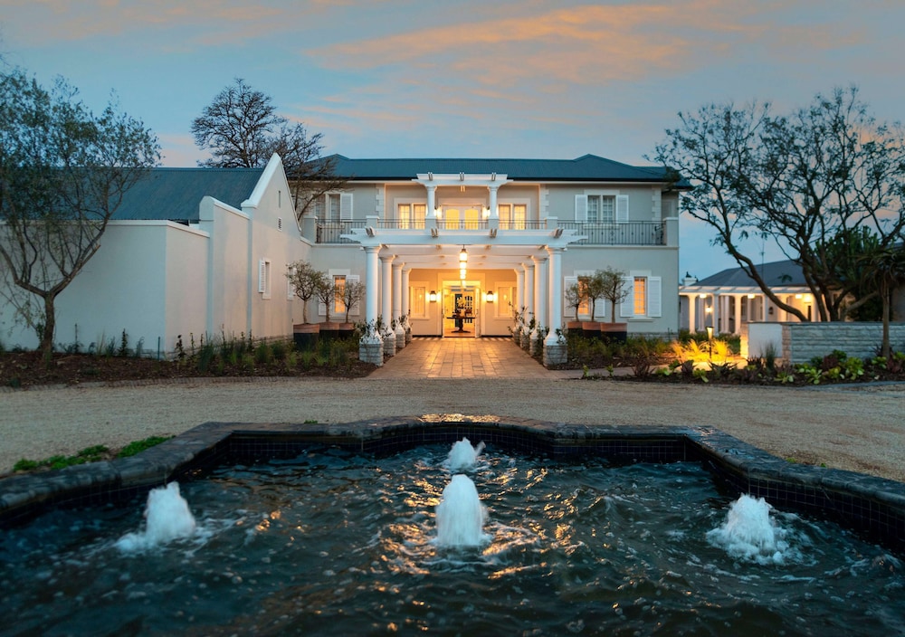 Shamwari Long Lee Manor — 5-Star Luxury Hotel in Grahamstown, South Africa