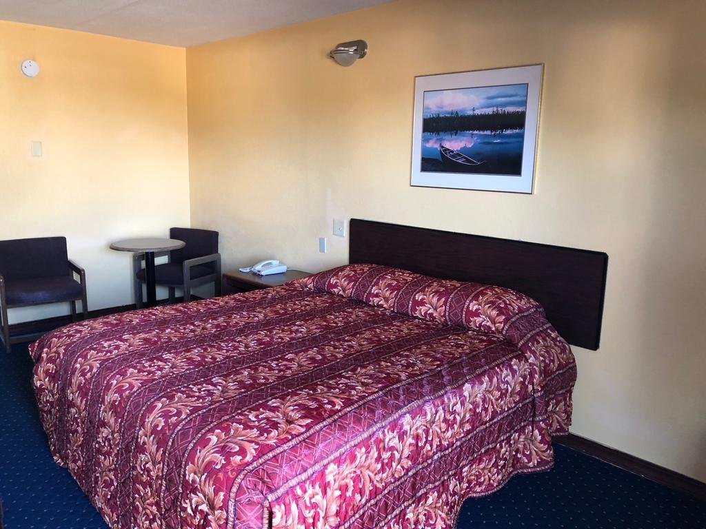 Lone Star Inn — hotel in Carrollton