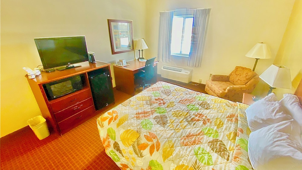 Park View Inn & Suites Hoisington - photo 26