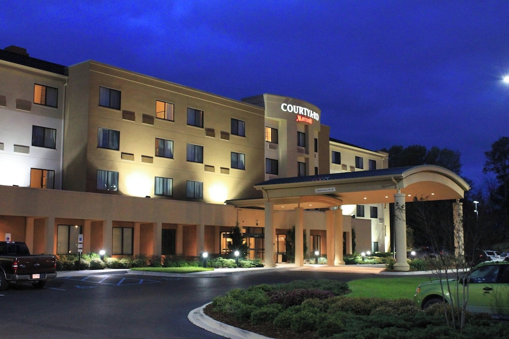 Courtyard Marriott Vicksburg - photo 28