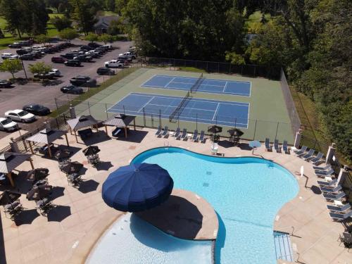 Hickory On The Lake A Stunning Getaway On Lake Winnebago — Oshkosh
