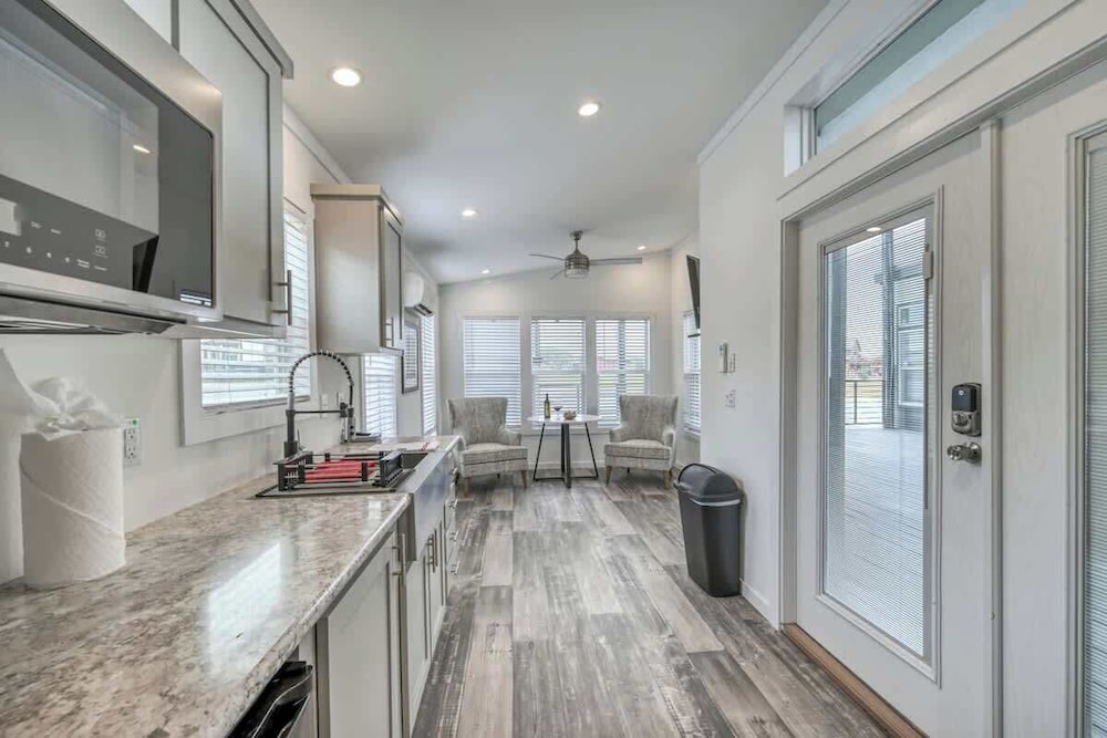 Resort at Fredericksburg Unit 13 - photo 14