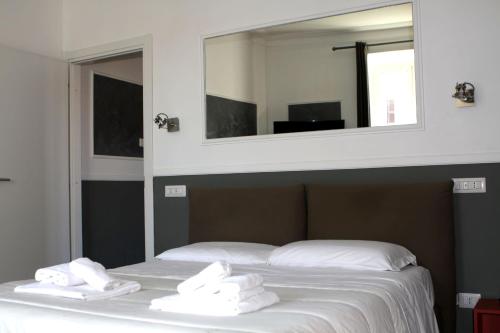CoolHouse at Colosseo — 4-Star Luxury Hotel in Rome, Italy