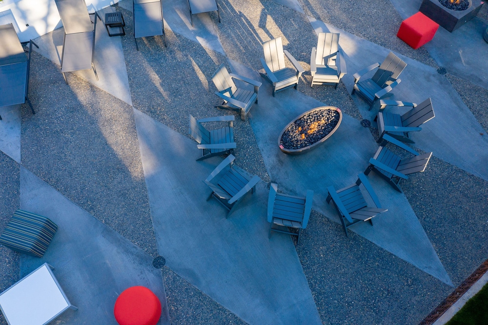 Hilton Garden Inn Asheville South - photo 19