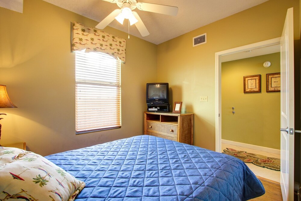 Marisol Beachfront Resort 701 272704 by RedAwning - photo 20