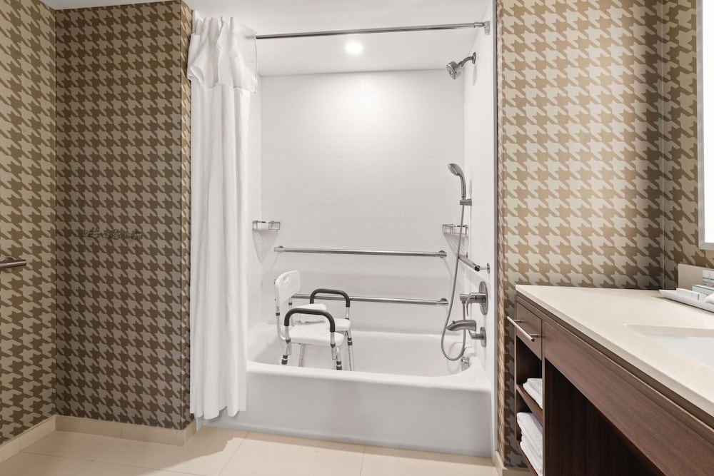 Home2 Suites by Hilton North Conway - photo 52