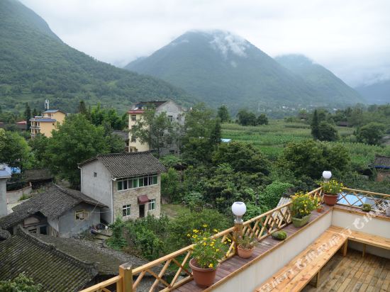 Hailuogou YiYi Hotel in Luqiao, People's Republic of China