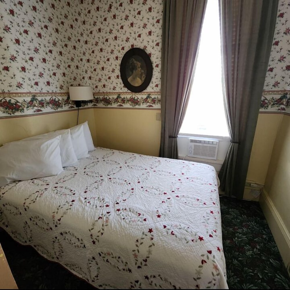 Fairweather Inn - photo 9
