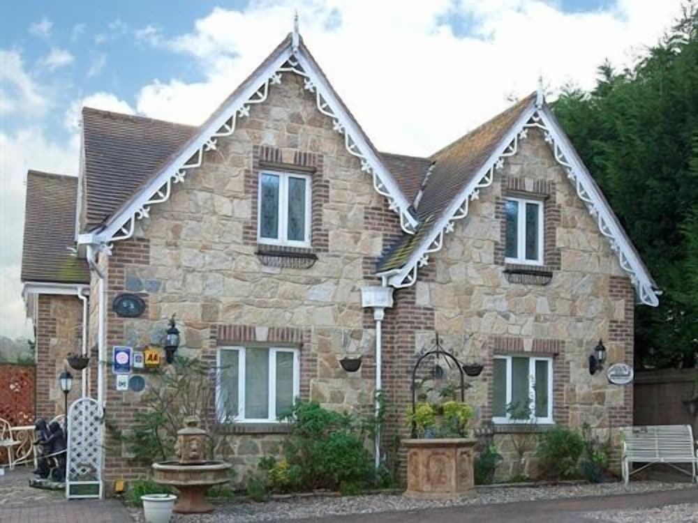Koala Cottage — 5-Star Luxury Hotel in Ventnor, United Kingdom