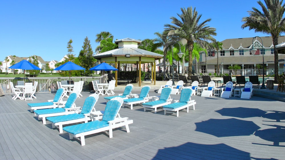 Runaway Beach Resort by Magical Memories - photo 31