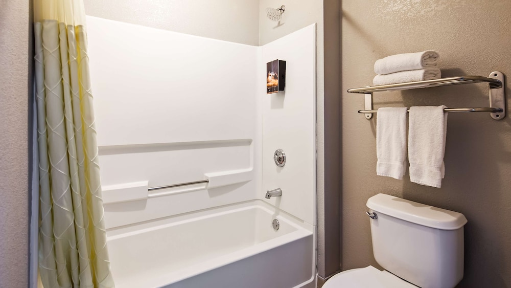 Bestway Inn - photo 15