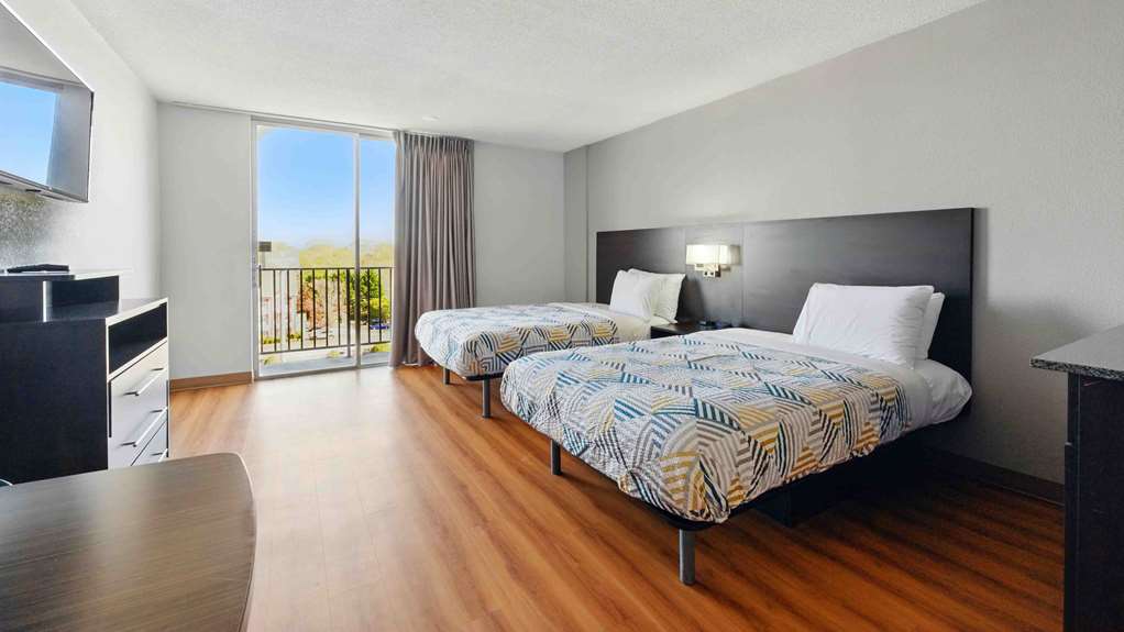 Motel 6 Atlanta GA Atlanta Airport - photo 38