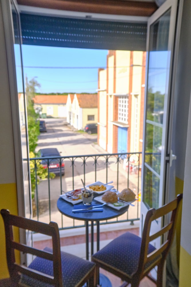 Myway Kite&Surf Hotel Jardim Oudinot — hotel in Ilhavo