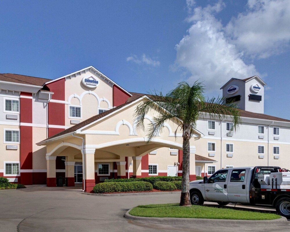 Suburban Extended Stay LaPlace - photo 29