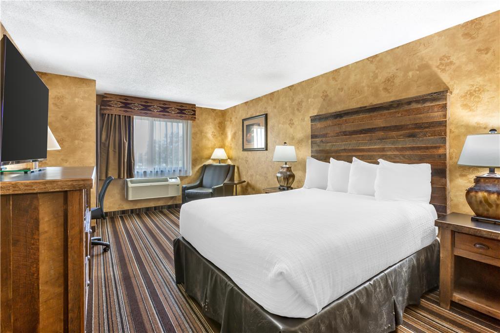 Best Western Plus Inn of Santa Fe - photo 11