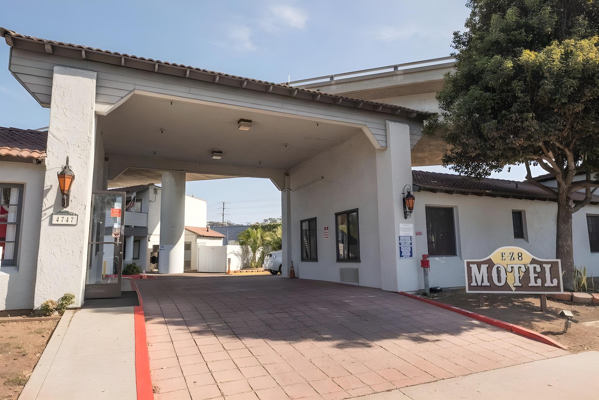 E Z 8 Motel Old Town - photo 13
