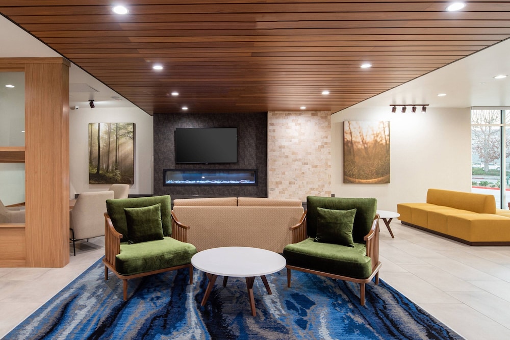 Fairfield Inn & Suites by Marriott Anaheim Los Alamitos - photo 3