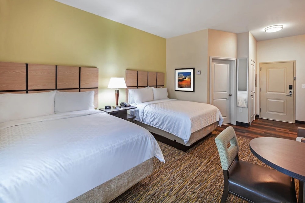 Candlewood Suites Midland SW by IHG - photo 22