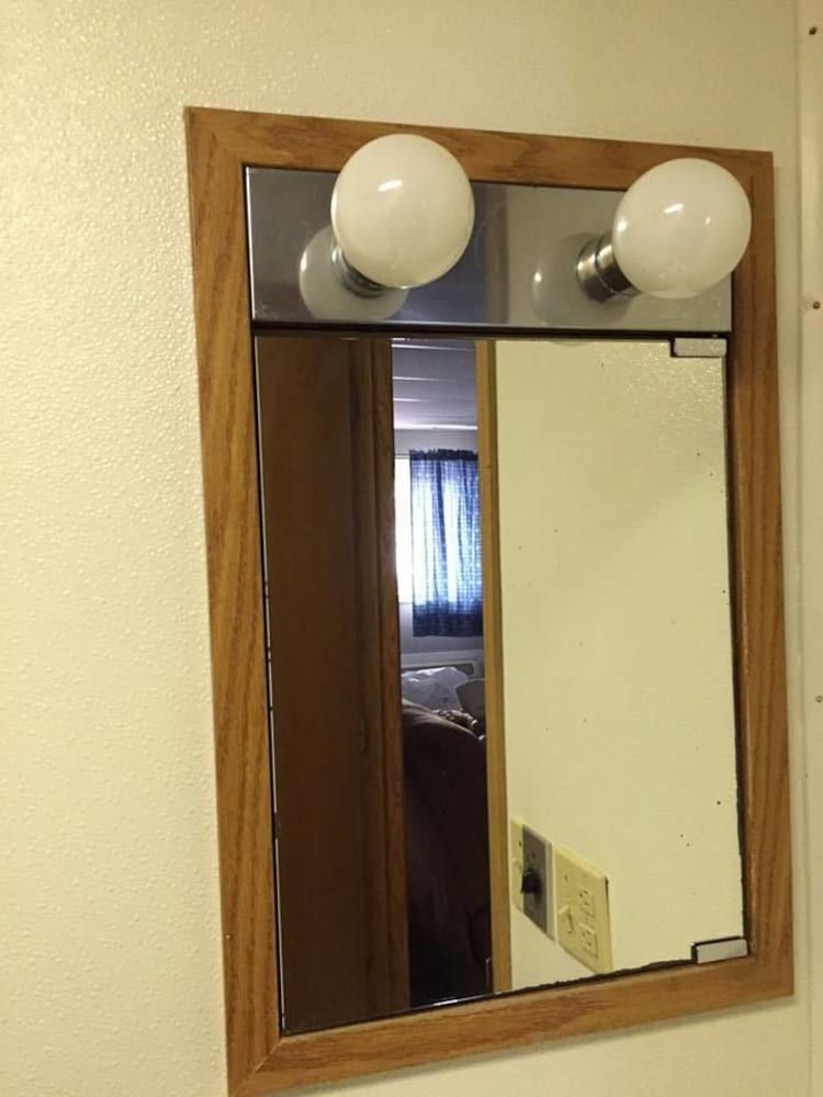 Town N' Country Motel - photo 7