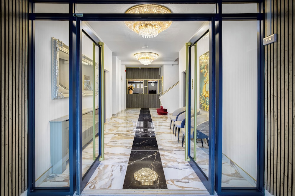 Empire Inn in Blackpool, United Kingdom