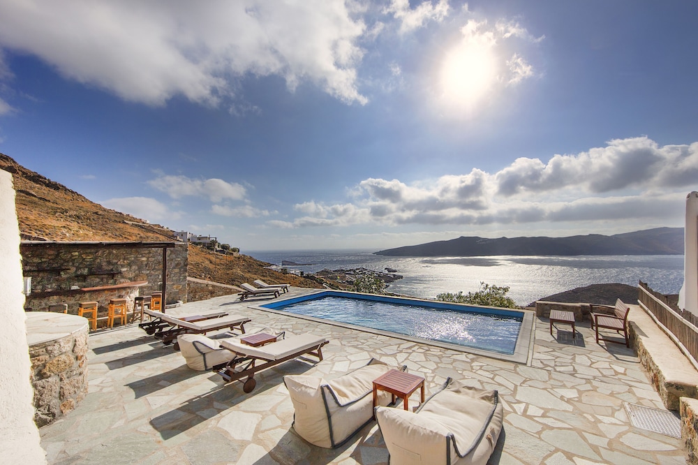 Villa Kappas — 4-Star Luxury Hotel in Mykonos, Greece