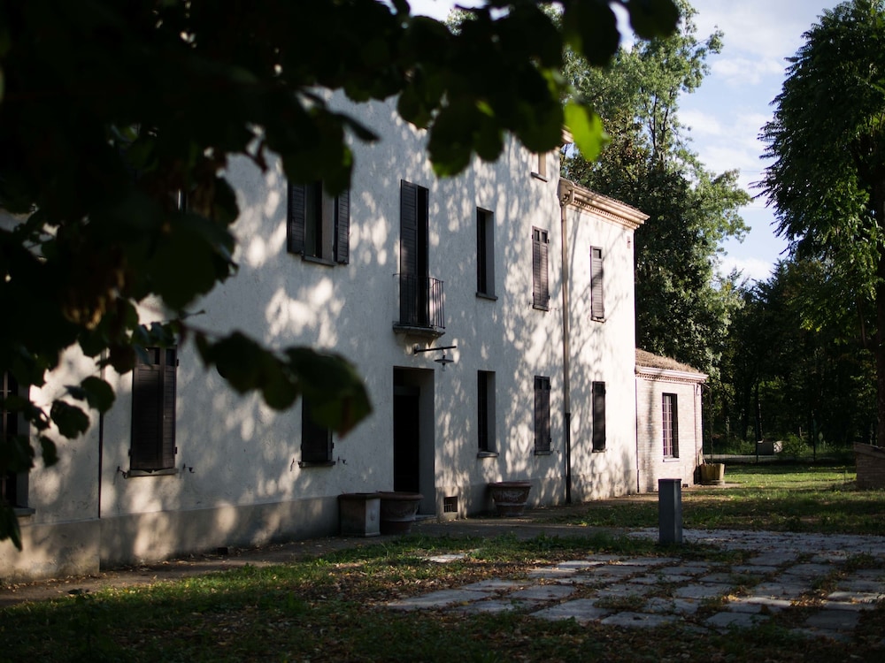 La Luna Nel Pozzo - carbon neutral hotel in Parma
