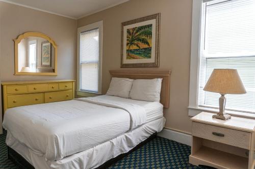 The Admiral Hotel Motel - photo 130