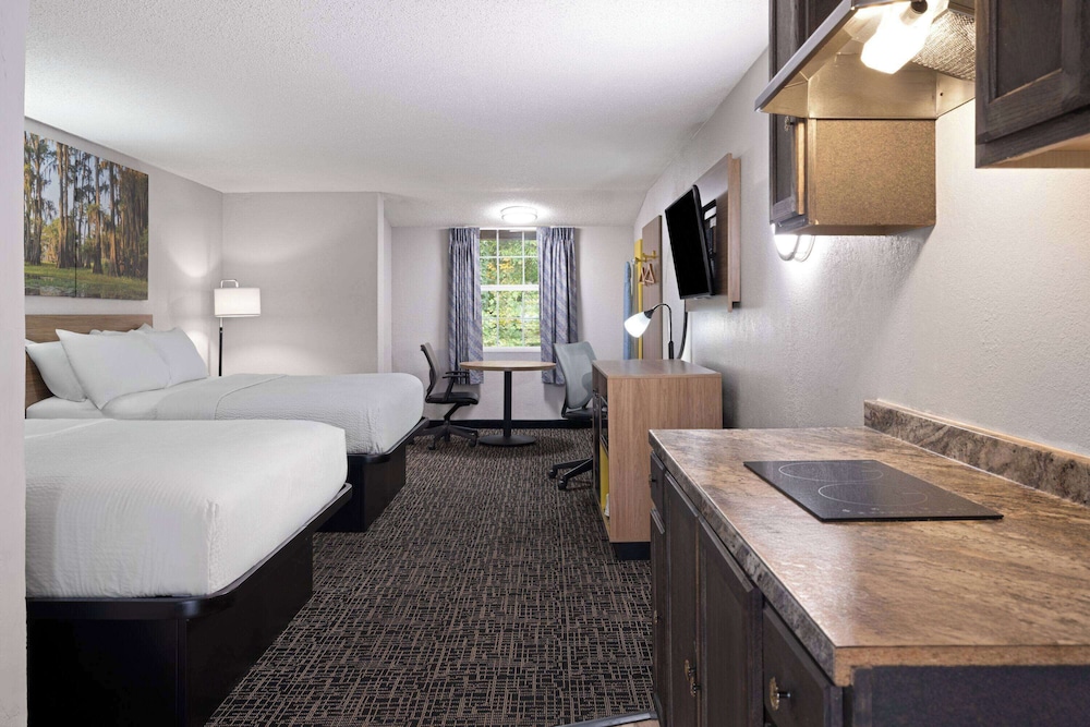Days Inn by Wyndham Salisbury NC - photo 12