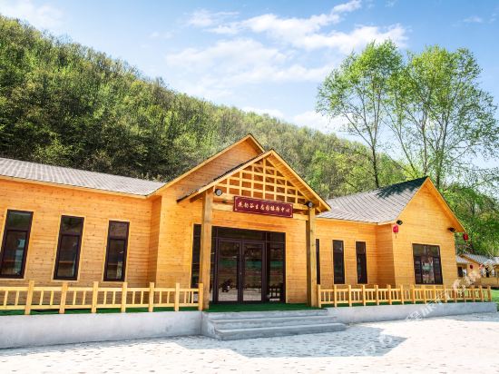 Flower Rhyme Valley Ecological Garden — hotel in Kuandian