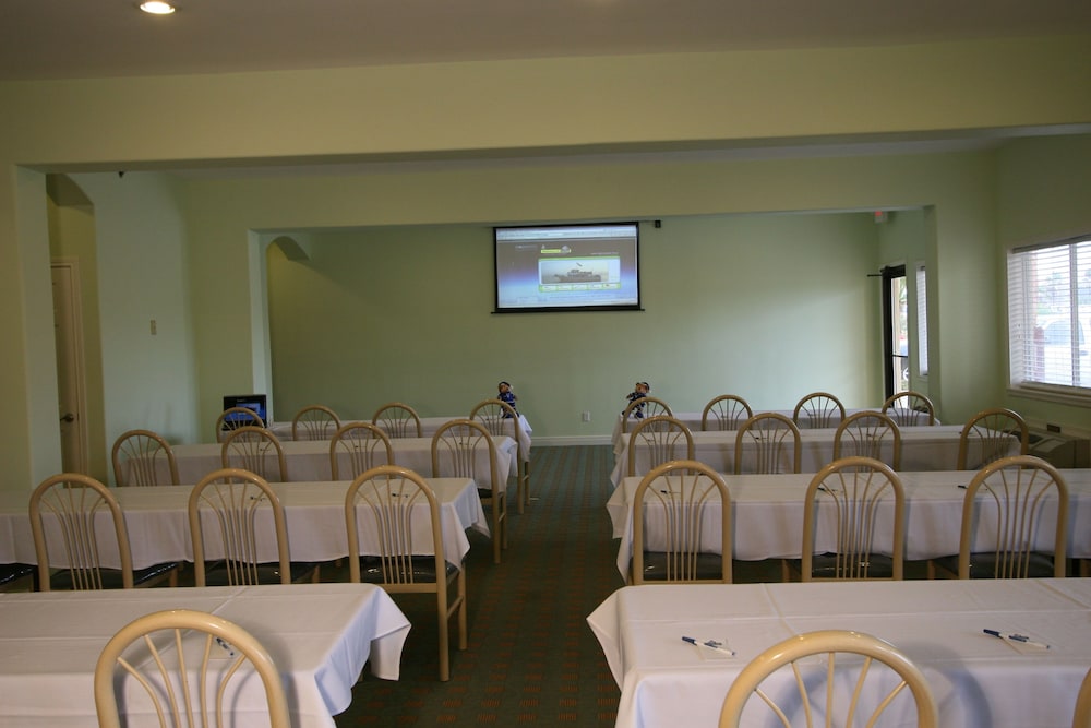 Ramada by Wyndham & Suites South Padre Island - photo 50