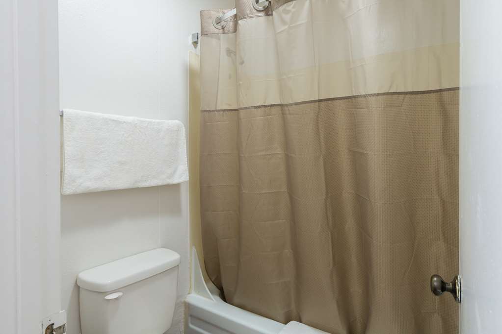 Motel 6 Parkersburg WV - photo 16
