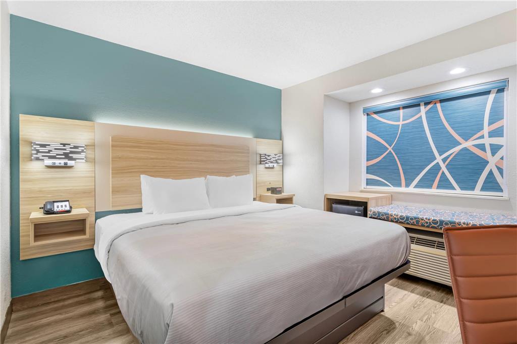 Quality Inn Suites — Knoxville