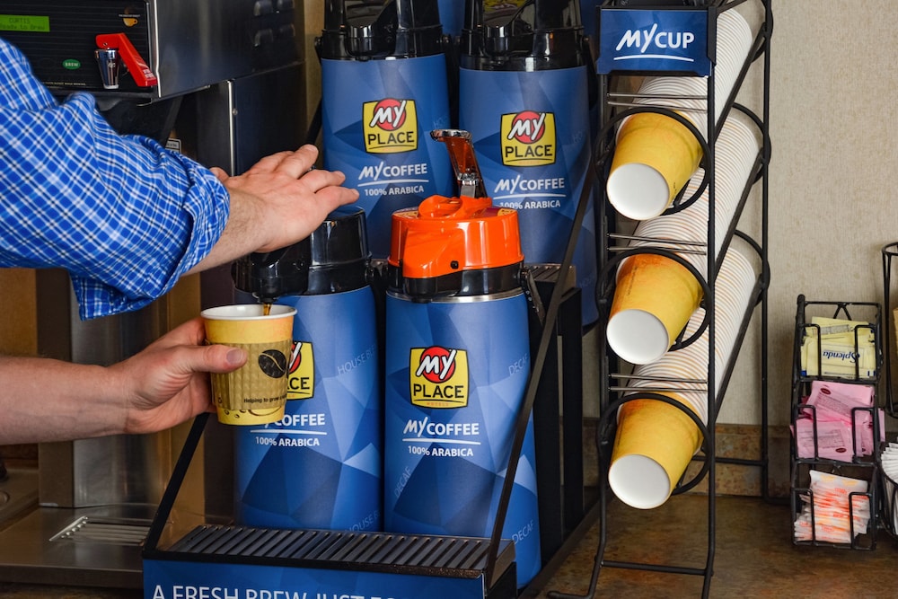 My Place Hotel Pittsburgh North Monaca PA - photo 3