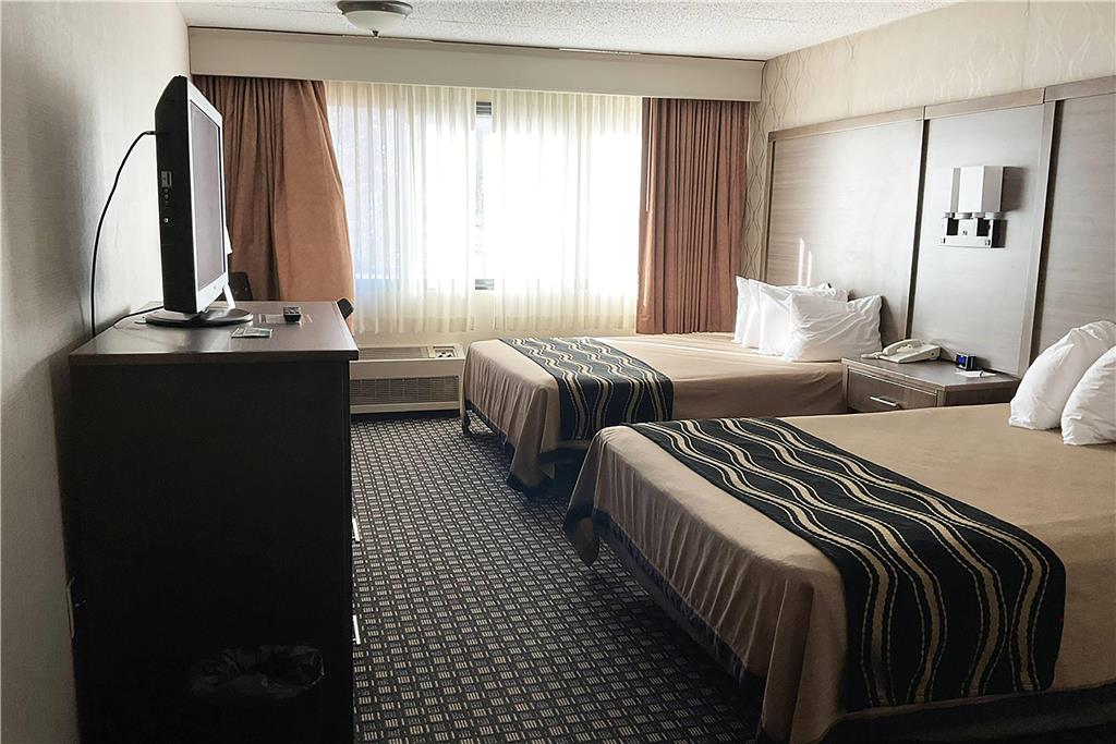 AmericInn by Wyndham Watertown - photo 7