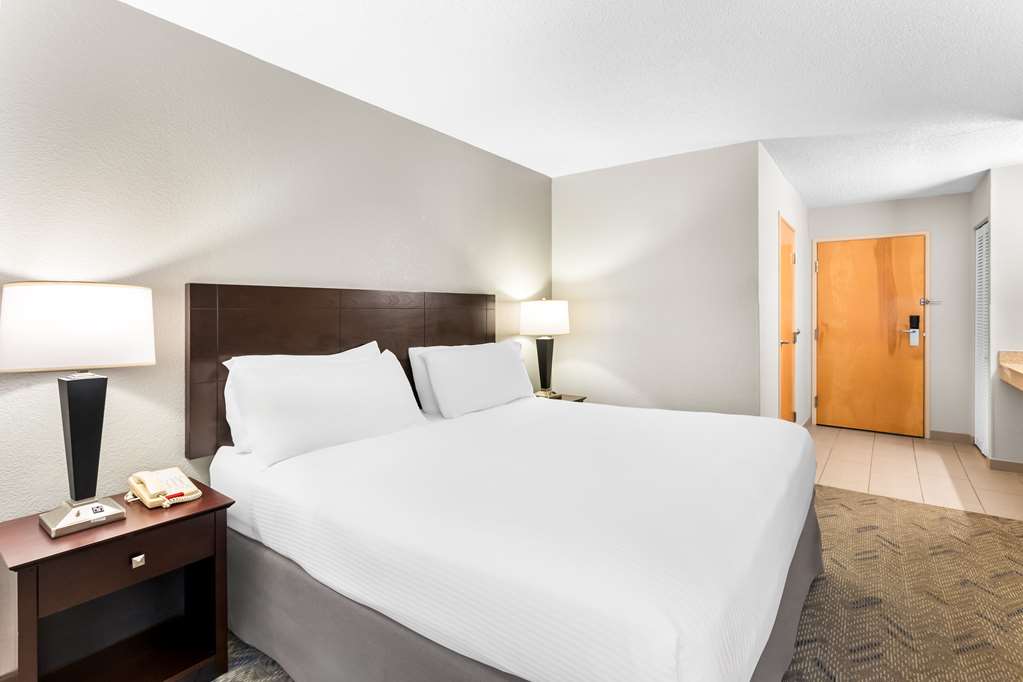Best Western Oswego Hotel - photo 11