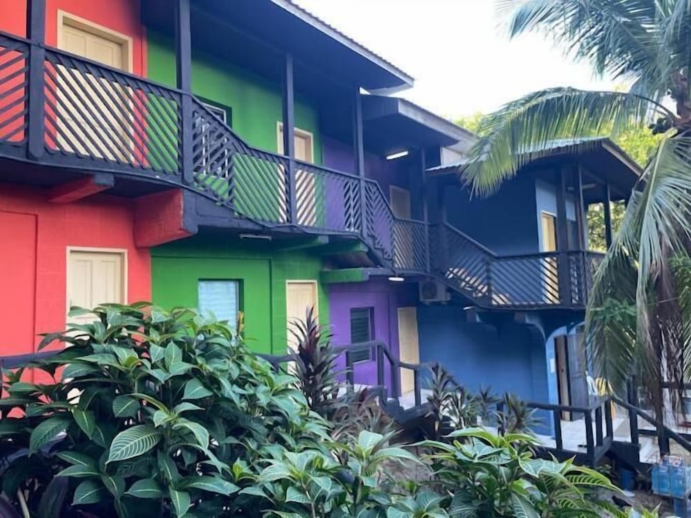 Airport Inn Roatan in Coxen Hole, Honduras