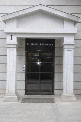 Parilament on Rustaveli 4 rooms