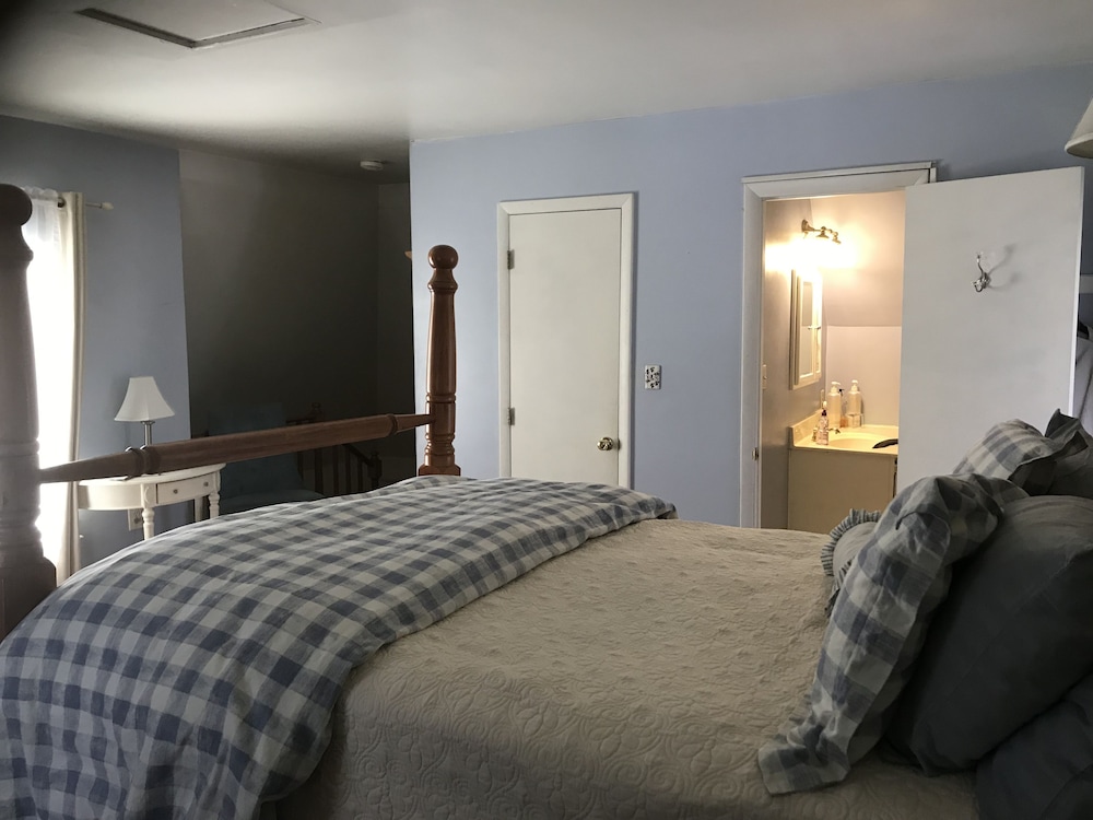 Fallen Tree Farm Bed & Breakfast - photo 30
