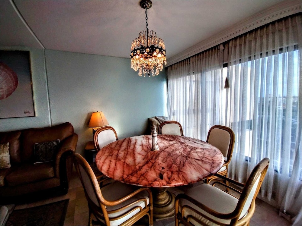 Landfall Towers 71 Minium 2 Bedroom Condo by RedAwning - photo 22