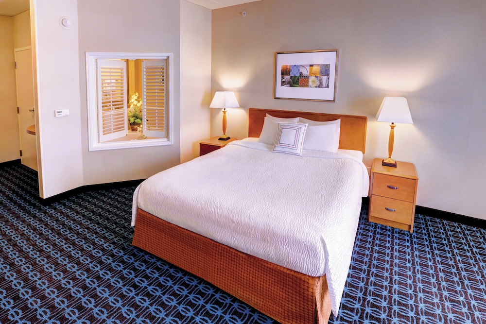 Fairfield Inn & Suites by Marriott Wausau - photo 12