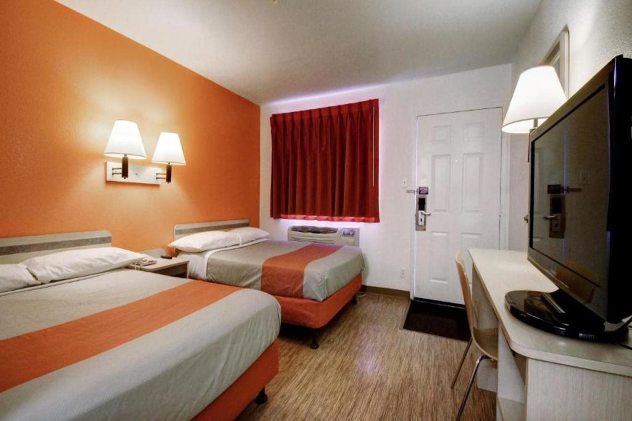 Super 8 by Wyndham Woods Cross Salt Lake City North - photo 17