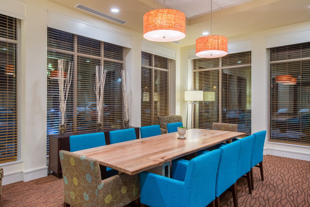 Hilton Garden Inn Olympia - photo 26