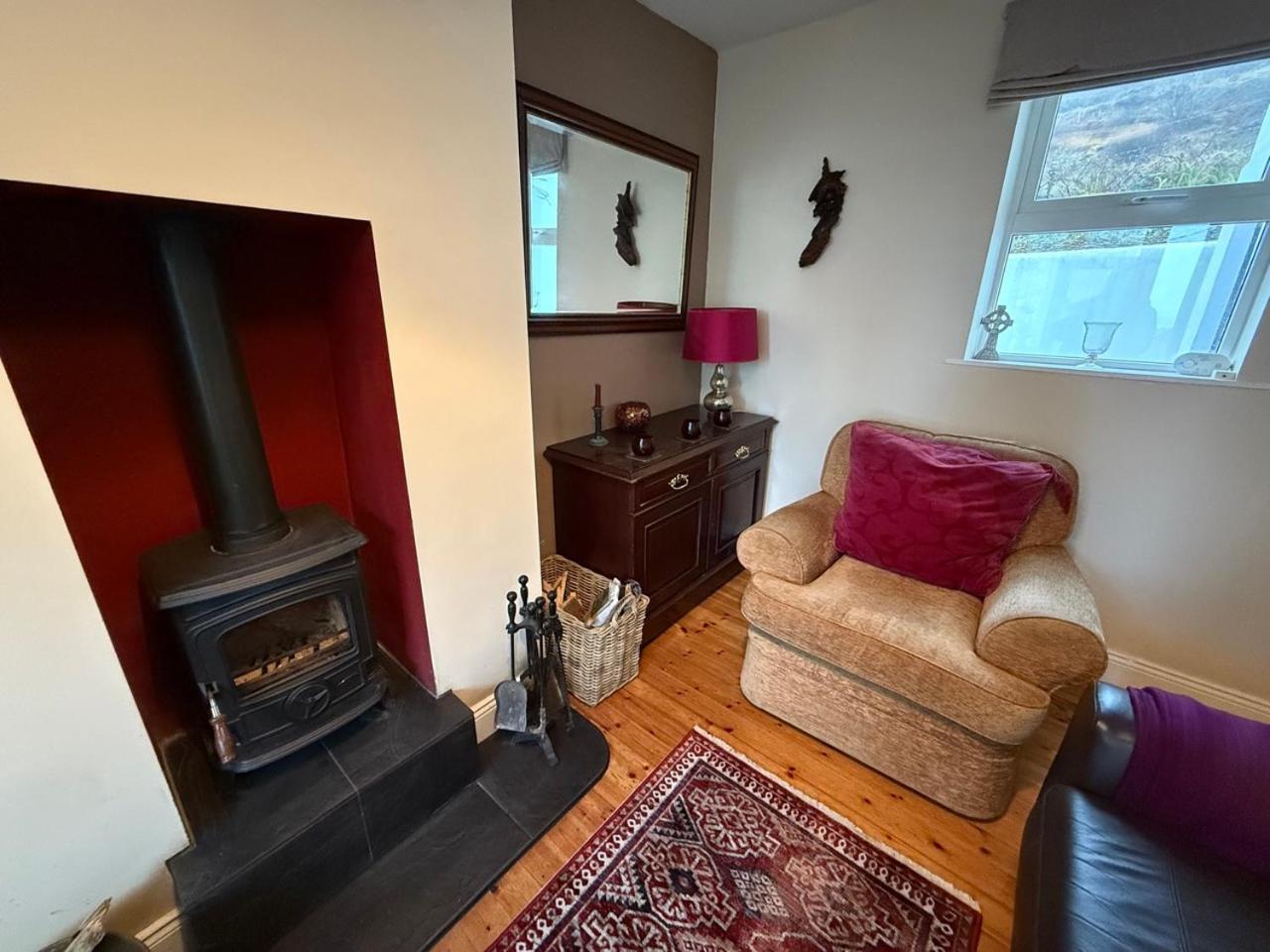 Maggies Place Cahersiveen