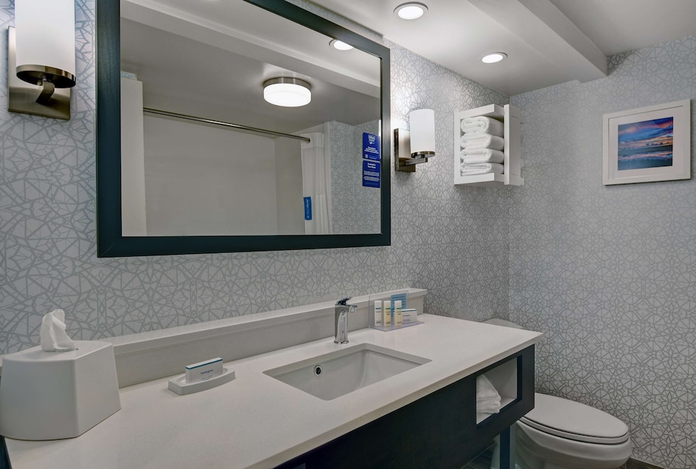 Hampton Inn Charleston Mount Pleasant Patriots Point - photo 25