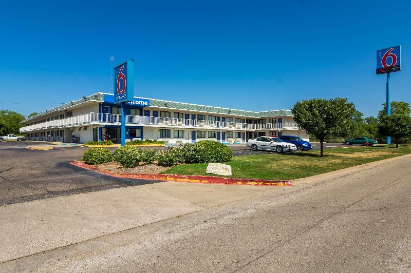 Motel 6 Bellmead Tx Waco — Waco