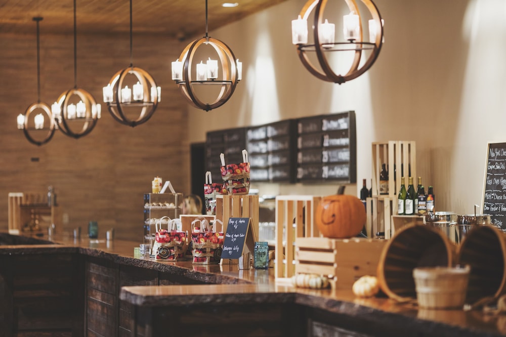 Tailwater Lodge Altmar Tapestry Collection by Hilton - photo 179