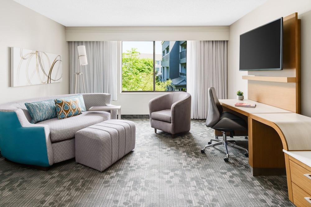 Courtyard By Marriott Dallas Lewisville - photo 20