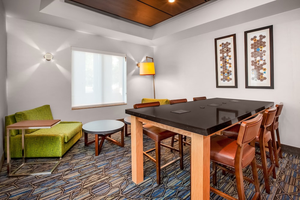 Holiday Inn Express Hotel & Suites Cleveland Richfield by IHG - photo 30
