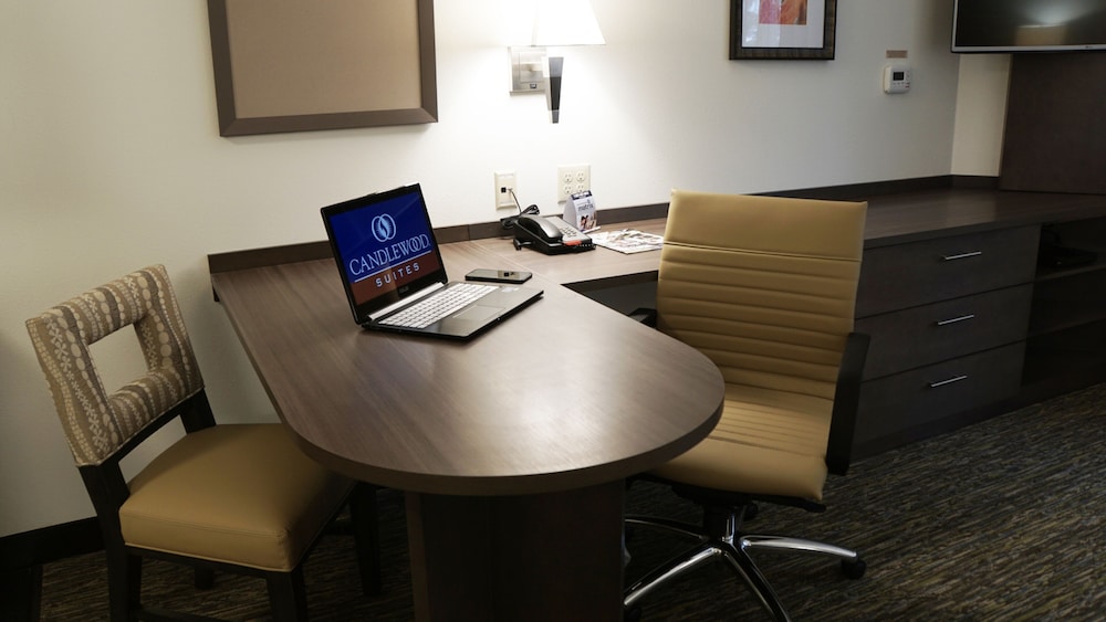 Candlewood Suites Vancouver Camas by IHG - photo 4