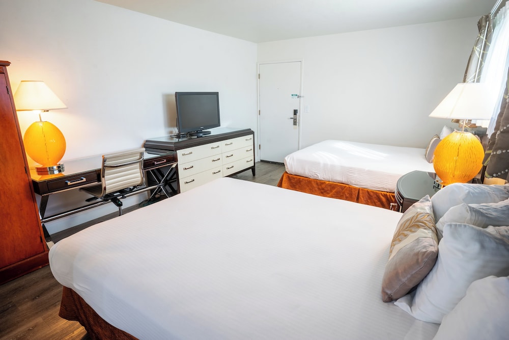 Sands Inn & Suites - photo 5